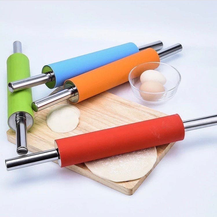 Metal Kitchen Roti Belan, Silicone Flour Stick Rolling Pin, Steel Handle Dough Roller, Non-Stick Dough Roller Metal Kitchen Roti Belan, Silicone Flour Stick Rolling Pin, Steel Handle Dough Roller, Non-Stick Dough Roller